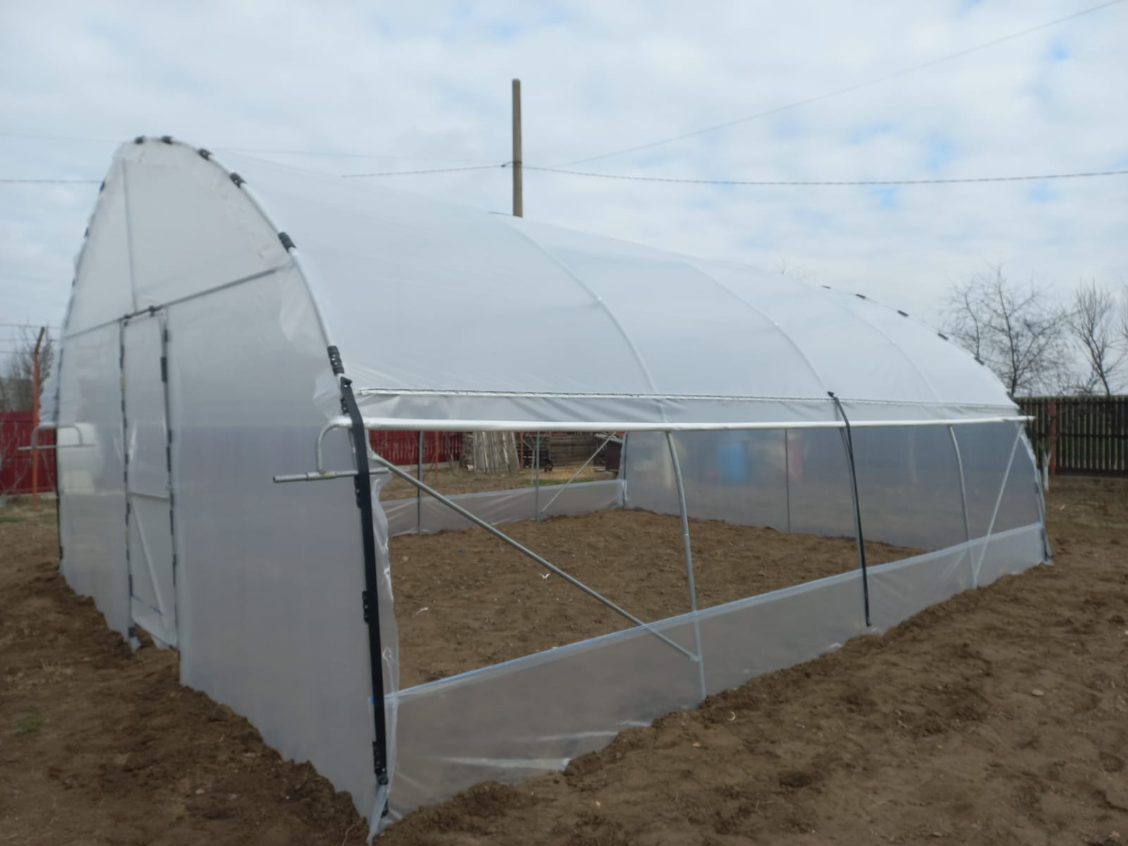 Solar 6m - vedere laterală 1